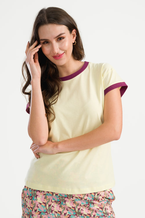 April Top Tee | Wachsgelb