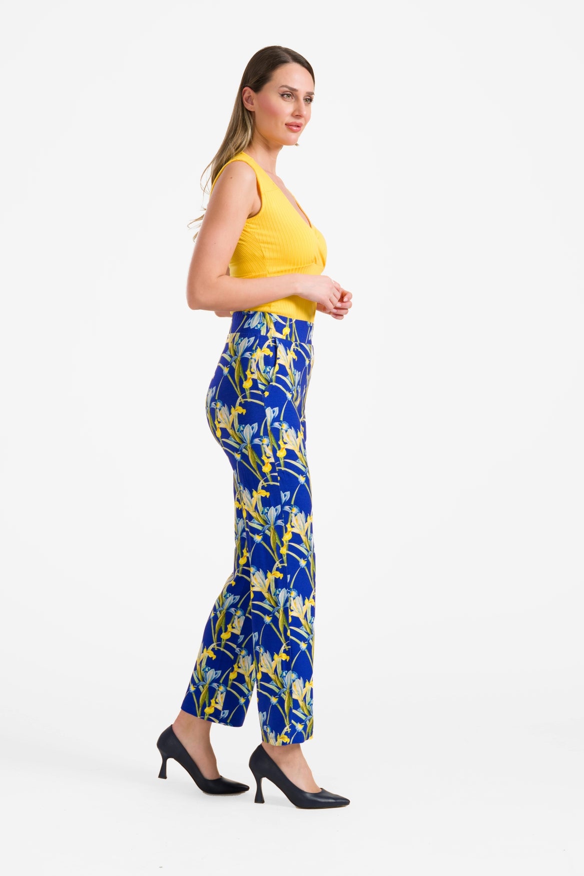 Carin Hose | Lilly