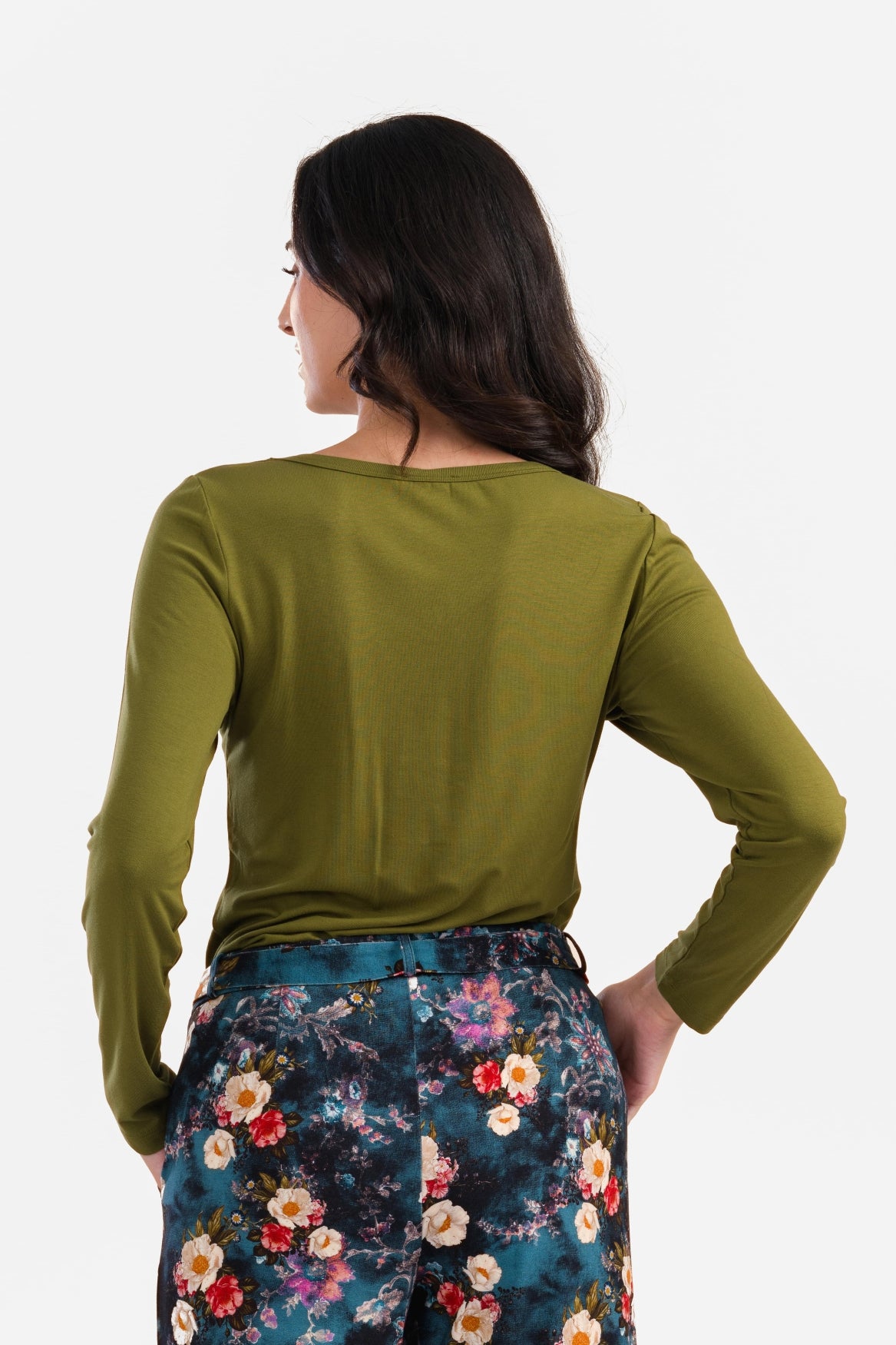 Lynn Top | Ecovero Plain Olive