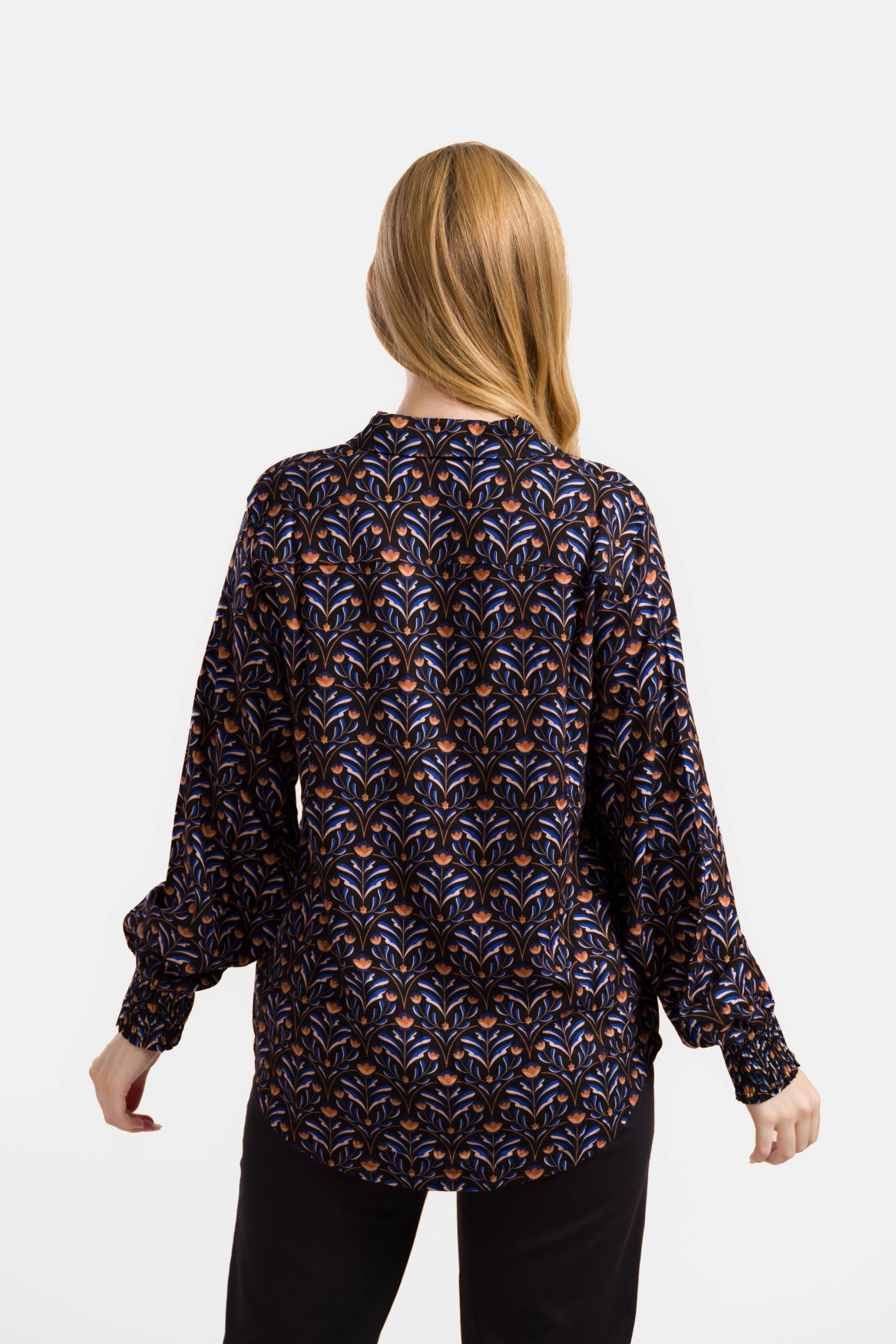 Amy Bluse | Barock Flower Schwarz
