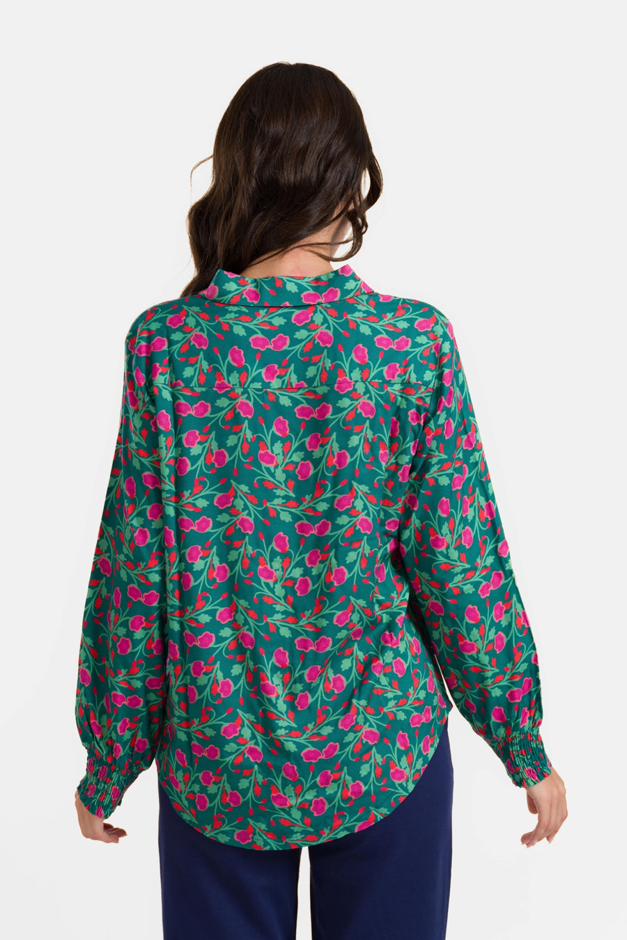 Amy Bluse | Flache Blumen