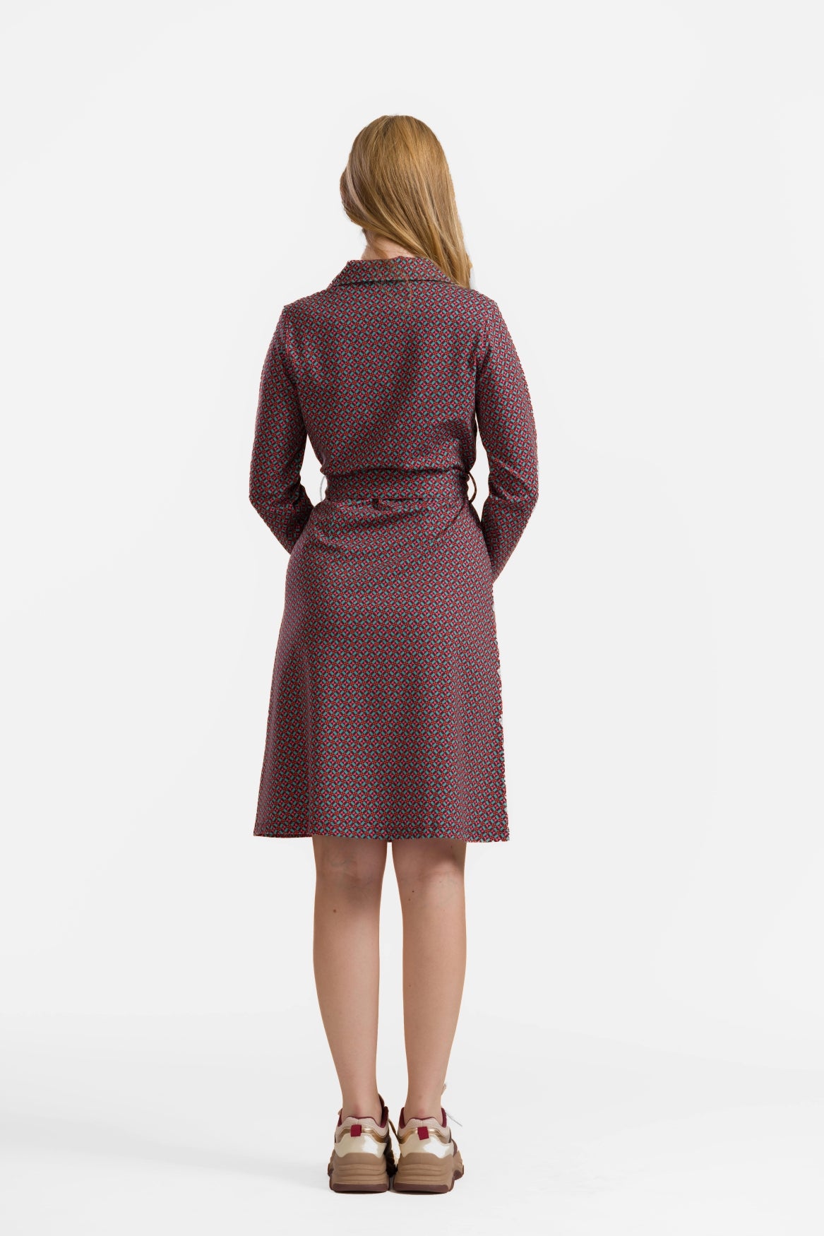 Monique-Kleid | Graphic Mill