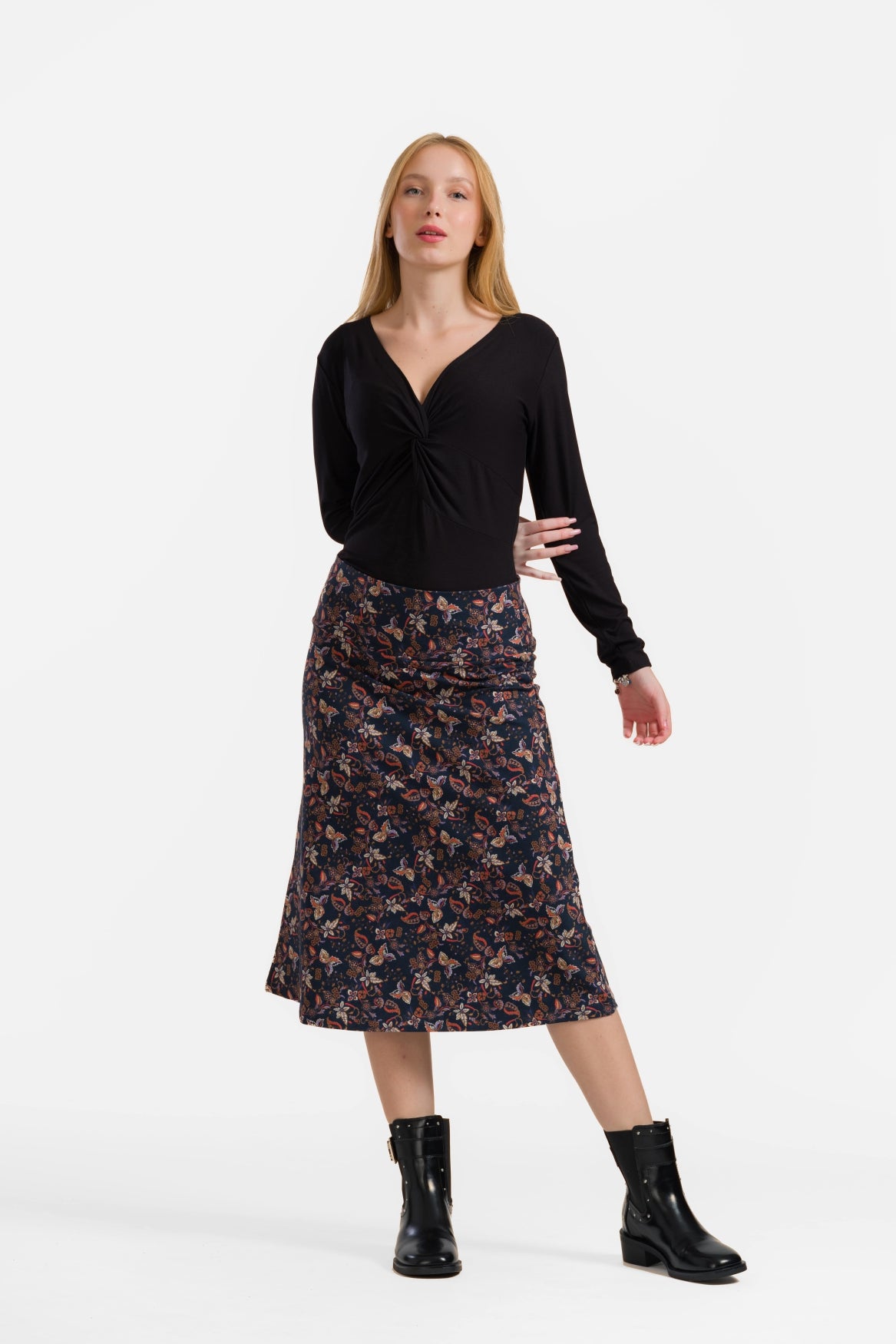 Claudia-Rock | Paisley